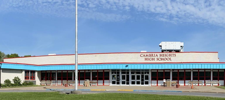 Teacher voted ‘Cutest Couple’ with student faces lawsuit